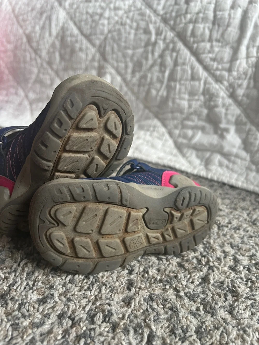 Keen Kids Navy and Hot Pink Hook-and-Loop Sneakers